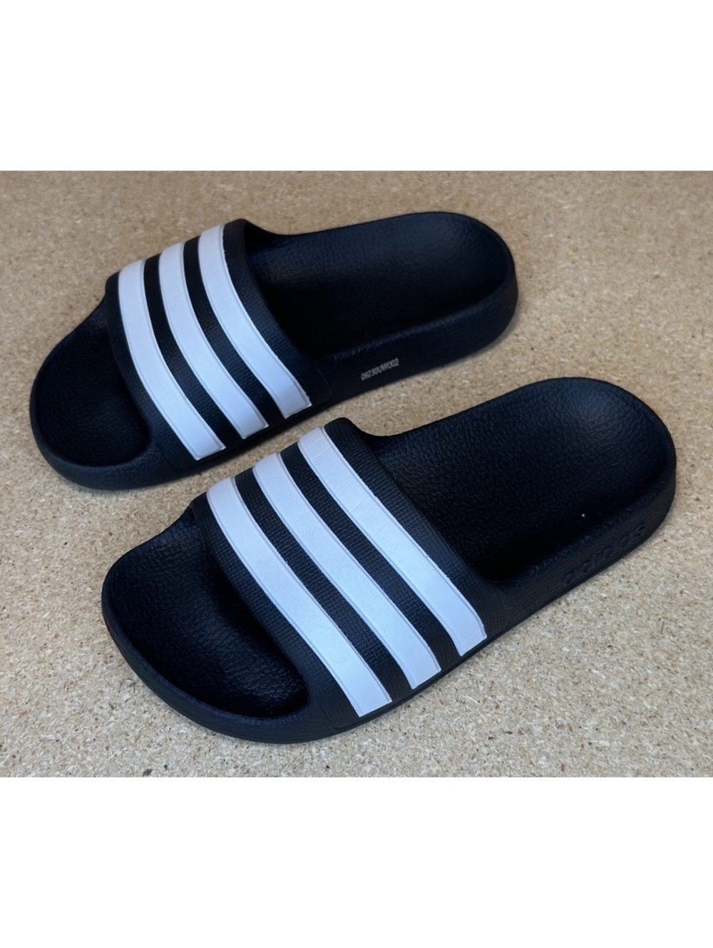 Adidas Adilette Aqua F35556 Kids 10T Black White 3-Stripes Slides